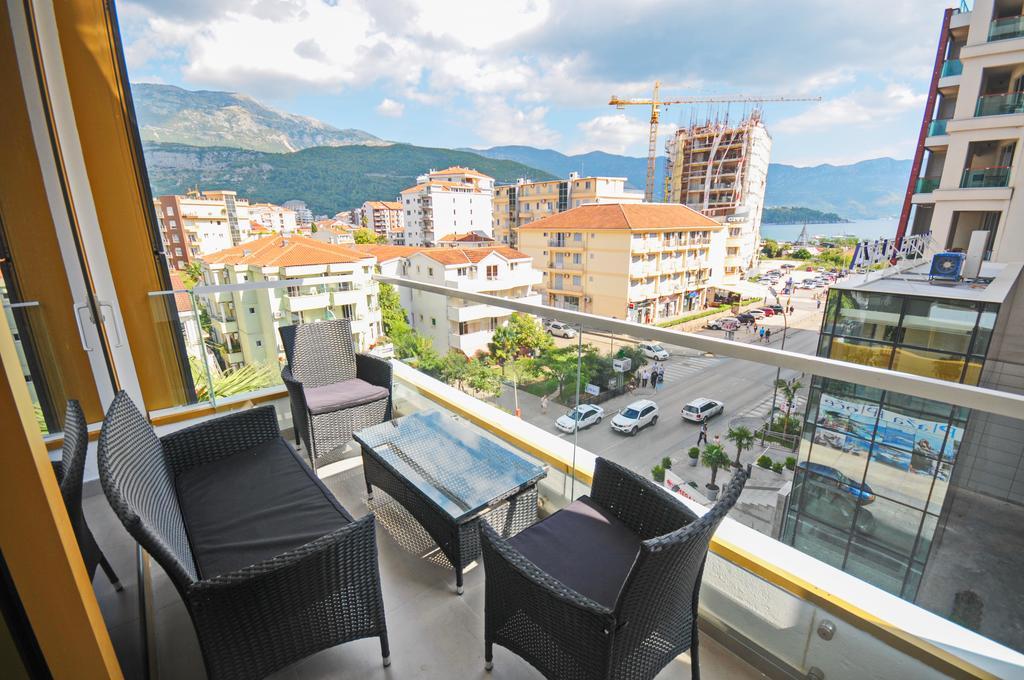 Sea Breeze Lux Apartments 부드바 외부 사진