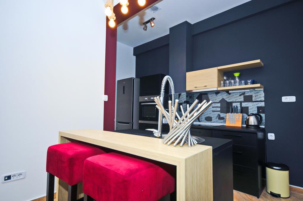 Sea Breeze Lux Apartments 부드바 외부 사진