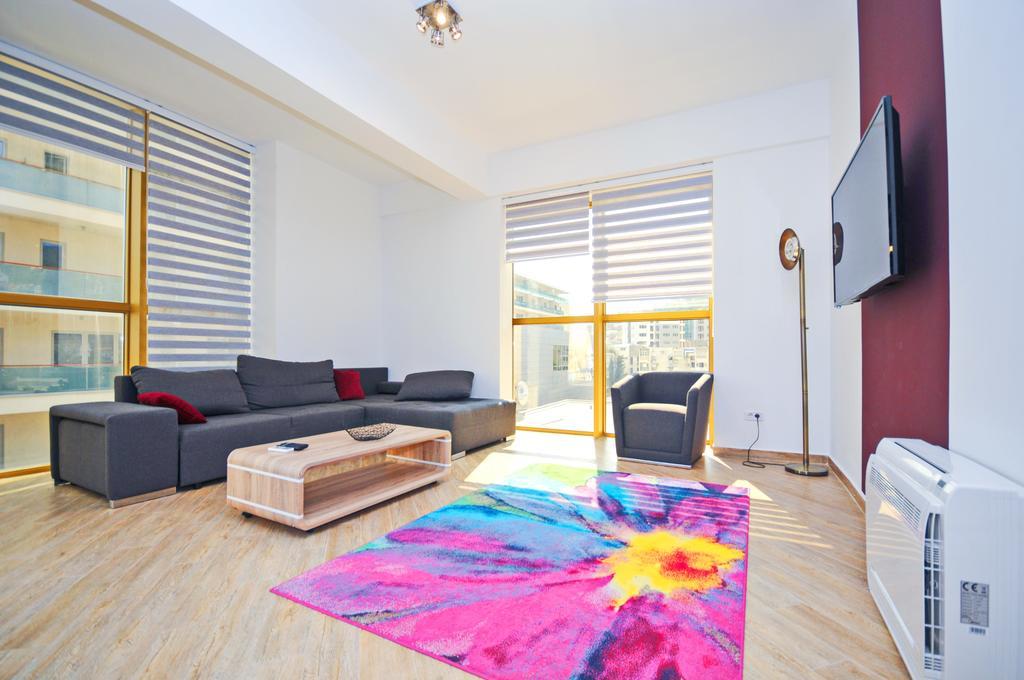 Sea Breeze Lux Apartments 부드바 외부 사진