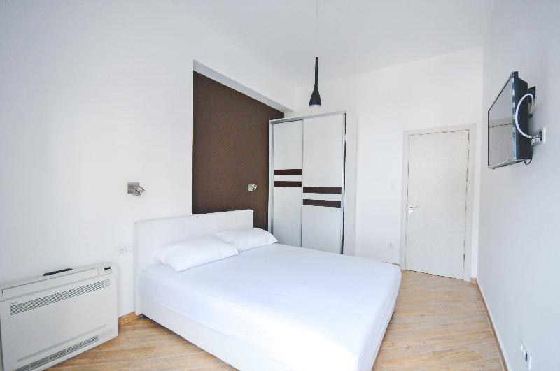 Sea Breeze Lux Apartments 부드바 외부 사진